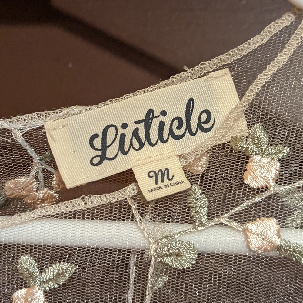 Floral embroidered top - Picture 2 of 2